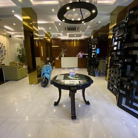 Lahore Continental Hotel Екстер'єр фото