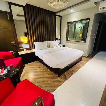 Lahore Continental Hotel Екстер'єр фото