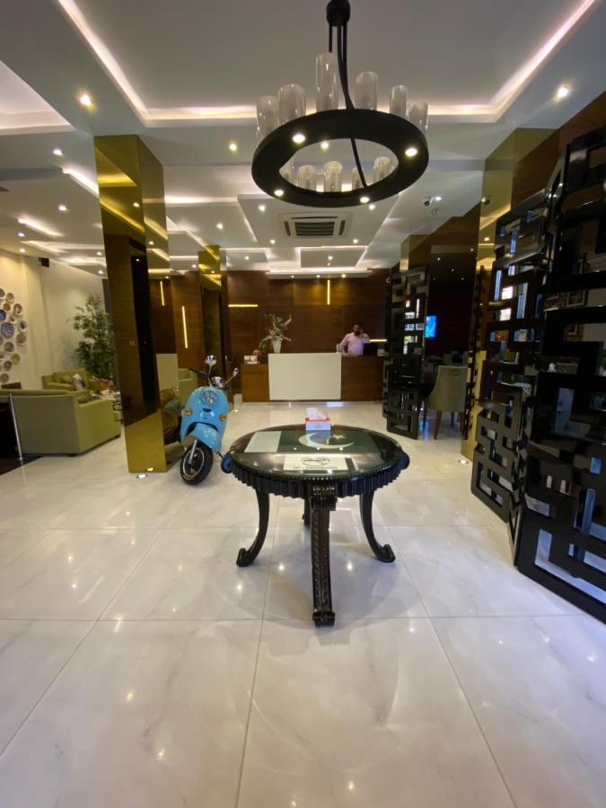 Lahore Continental Hotel Екстер'єр фото