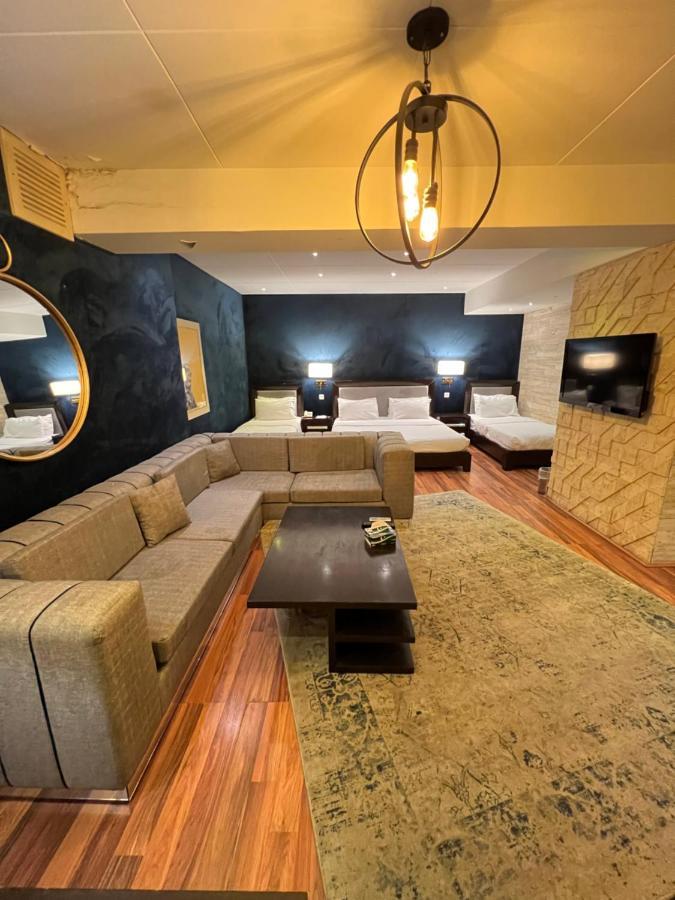 Lahore Continental Hotel Екстер'єр фото